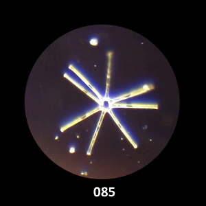 085